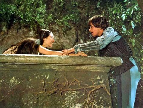 Judge throws out lawsuit over nude scene in 1968 film Romeo。